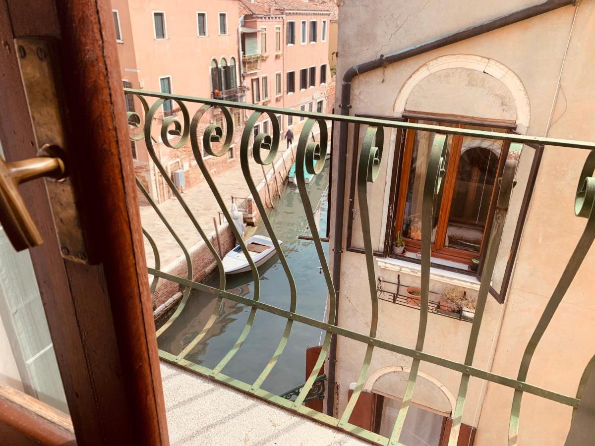 Grimaldi Apartments Cannaregio Venedig Exteriör bild
